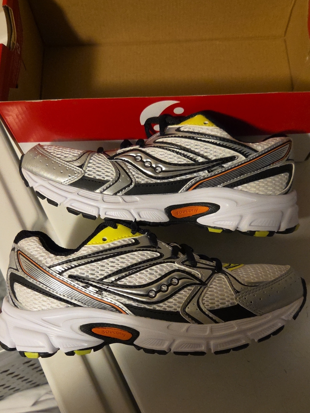 Saucony White Black Yellow Men's Running Sneakers